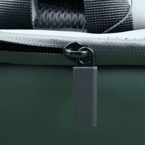 Detalle de la cremallera de esta Mochila Impermeable iServices