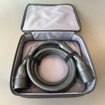 Cargador de Coches Eléctricos en el estuche